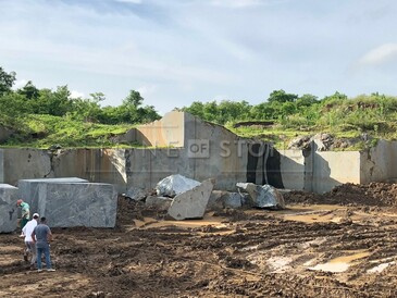 Těžba kvarcitu Infinity