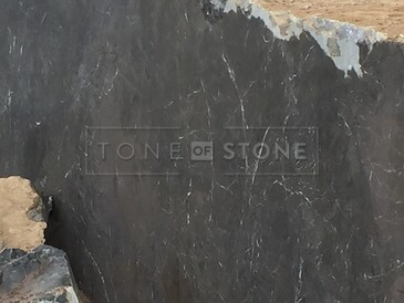 Katalog - Breccia imperiale