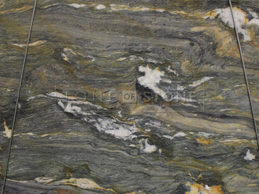 Brazilský kvarcit Santorini s dramatickou  kresbou s modrými, šedými a zlatými tóny, vhodný pro luxusní kuchyňské pracovní desky