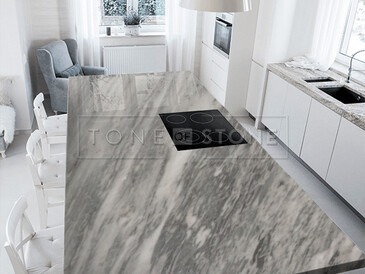 Šedý mramor BARDIGLIO NUVOLATO má velmi elegantní  vzhled a velmi široké možnosti použití. Vhodný je např. pro obklady, dlažby, výrobu stolových desek nebo parapety. Zakázkové kamenictví TONE OF STONE