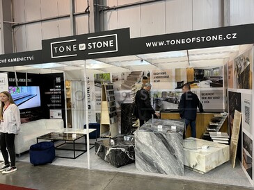 Veletržní stánek kamenictví TONE OF STONE na stavebním veletrhu FOR ARCH 2022