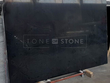 Přírodní kámen Negresco. Zakázkové kamenictví TONE OF STONE.