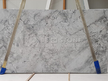 Př&iacute;rodn&iacute; k&aacute;men Super white. Kamenictv&iacute; TONE OF STONE.