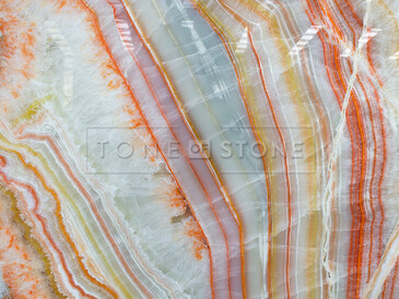 Onyx Van Gogh - velkoformátová deska přírodního kamene, vhodná pro podsvícení. Zakázkové kamenictví TONE OF STONE.