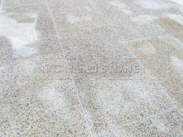 Archivní fotografie - OBKLAD BAZÉNU PŘÍRODNÍM KAMENEM. Zakázkové kamenictví TONE OF STONE.