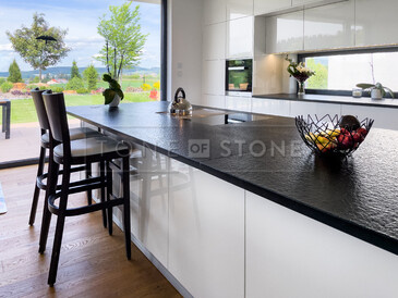 Nero Assoluto Zimbabwe: Černý kámen pro jedinečné projekty. Zakázková výroba TONE OF STONE. Nero Assoluto Zimbabwe: Černý kámen pro jedinečné projekty. Zakázková výroba TONE OF STONE.