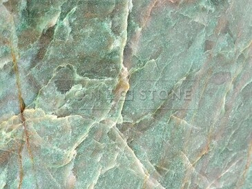 Zelený přírodní kámen Jadore, zakázkové kamenictví TONE OF STONE Zelený přírodní kámen Jadore, zakázkové kamenictví TONE OF STONE