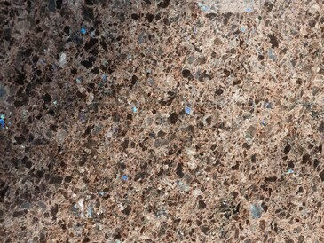 Kamenná deska žuly Labrador Antique (Lundhs Antique) s leštěnou povrchovou úpravou