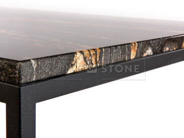 Detail kamene Black Fusion. Zakázkové kamenictví TONE OF STONE.