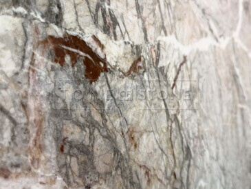 Šedý mramor Fior di Pesco. Zakázkové kamenictví TONE OF STONE. Šedý mramor Fior di Pesco. Zakázkové kamenictví TONE OF STONE.