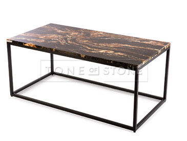 Konferenční stolek z přírodního kamene Magma Black. Zakázkové kamenictví TONE OF STONE.