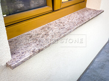 Venkovní žulové parapety Shivakashi - Ivory Brown. Zakázkové kamenictví TONE OF STONE. Venkovní žulové parapety Shivakashi - Ivory Brown. Zakázkové kamenictví TONE OF STONE.