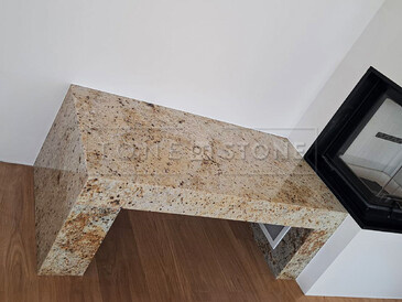 Kamenná lavička z kamene Colonial Gold