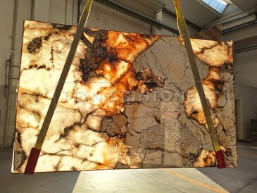 Exkluzivní deska kvarcitu Patagonia. ČASOVĚ OMEZENÁ NABÍDKA Exkluzivní deska kvarcitu Patagonia. ČASOVĚ OMEZENÁ NABÍDKA