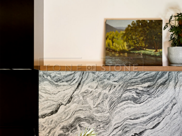 Inspirujte se - zádový obklad z přírodního kamene Viscount White.