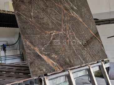 Mramorová deska Rain Forest Green s leštěnou povrchovou úpravou. Zakázková výroba TONE OF STONE Mramorová deska Rain Forest Green s leštěnou povrchovou úpravou. Zakázková výroba TONE OF STONE