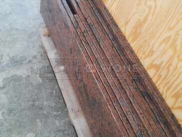 Žulové parapety z přírodního kamene Multicolor v lesklé povrchové úpravě Žulové parapety z přírodního kamene Multicolor v lesklé povrchové úpravě