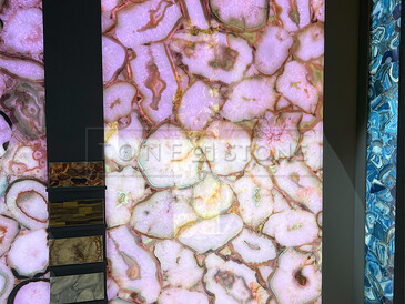 Prosvícená deska růžového achátu Prosvícená deska růžového achátu