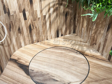 Hnědý obklad sprchového koutu z přírodního kamene Ebano Hnědý obklad sprchového koutu z přírodního kamene Ebano