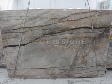 Mramorová deska Harmony grey v šedých a dalších zemitých tónech s výraznou kresbou