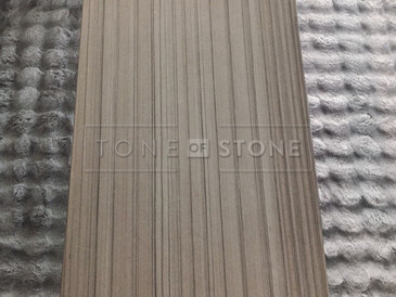 Šedý žulový konferenční stolek z přírodního kamene Grey Veneer Šedý žulový konferenční stolek z přírodního kamene Grey Veneer