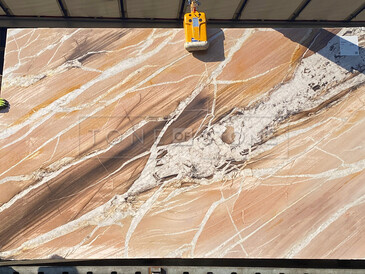 Přírodní kámen Splendido - růžový kvarcit s výraznou kresbou