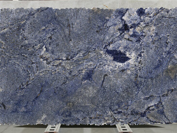 Kamenná deska žuly Azul Bahia v modré barvě Kamenná deska žuly Azul Bahia v modré barvě