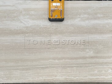 Béžová kamenná deska Travertino Navona Béžová kamenná deska Travertino Navona