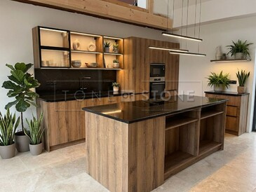 Černá kamenná kuchyňská deska ze žuly Star Galaxy Černá kamenná kuchyňská deska ze žuly Star Galaxy