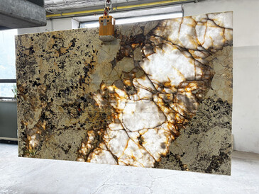 Kamenn&aacute; deska kvarcitu Patagonia