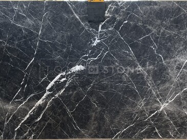 Kamenn&aacute; deska mramoru Grigio Carnico