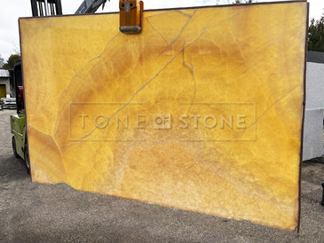 Kamenná deska onyxu Onice Gioiello prosvícený Kamenná deska onyxu Onice Gioiello prosvícený