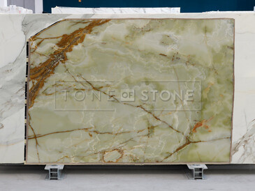 Kamenn&aacute; deska onyxu Onice Green