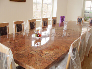 Exkluzivní konferenční stůl z masivních desek ze žuly, výroba na zakázku TONE OF STONE