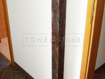 Kamenictví TONE OF STONE, obložení rohu v interiéru domu, přírodní kámen - žula