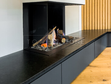 Obložení krbu žulou Mist Black Obložení krbu žulou Mist Black