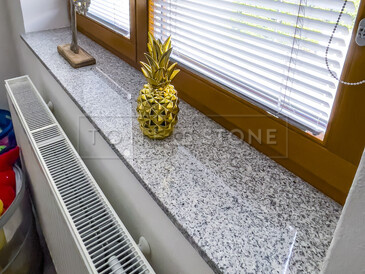 Leštěná přírodní žula Padang Crystal, zakázková výroba TONE OF STONE 