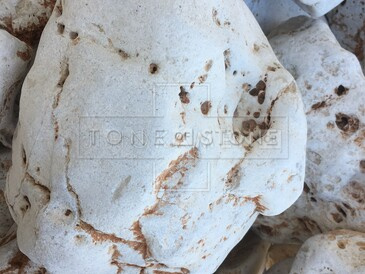 Okrasný kámen béžovohnědý vymletý