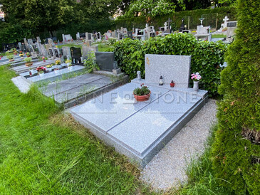 TONE OF STONE - kompletní služby v oblasti hřbitovní architektury, výroba pomníků, hrobů a hrobek, zlacení písma, pískování, opravy, vazy, lampy a urny.