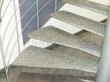 Zakázka na míru - žulové schody v nerezové samonosné konstrukci, kamenictví TONE OF STONE  Zakázka na míru - žulové schody v nerezové samonosné konstrukci, kamenictví TONE OF STONE