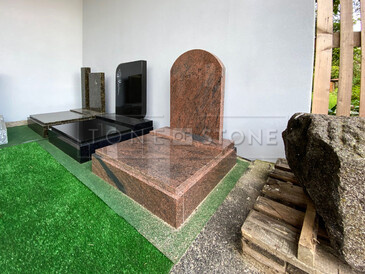Zakázková výroba hrobů, hrobek a pomníků z přírodního kamene, ruční sekání a zlacení písma, kamenické práce. Kamenictví TONE OF STONE. Zakázková výroba hrobů, hrobek a pomníků z přírodního kamene, ruční sekání a zlacení písma, kamenické práce. Kamenictví TONE OF STONE.