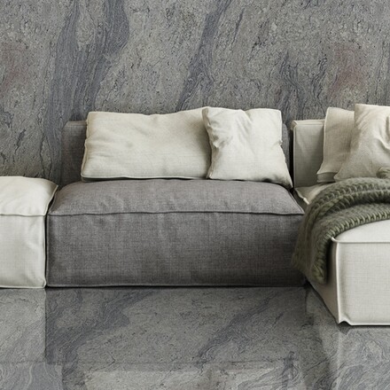 Kamenný obklad stěny z kvarcitu Kinawa Bianco v odstínech šedé Kamenný obklad stěny z kvarcitu Kinawa Bianco v odstínech šedé