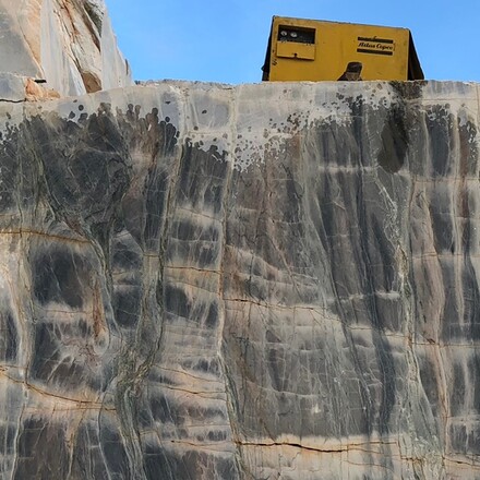 Těžba přírodního kamene Quartzite Michelangelo