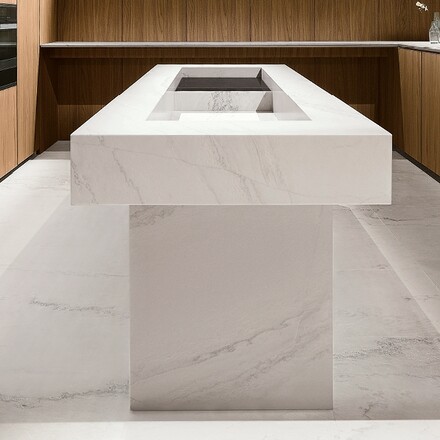 Vizualizace obkladu z bílého přírodního kamene White Macaubas