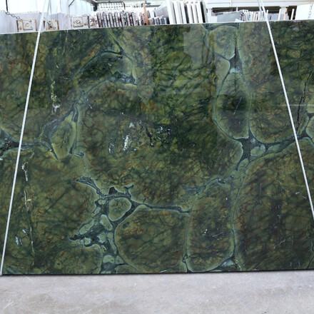 Kamenná deska zelené žuly Vitoria Regia Kamenná deska zelené žuly Vitoria Regia