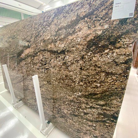 Kamenná deska žuly Pegasus v hnědé barvě 