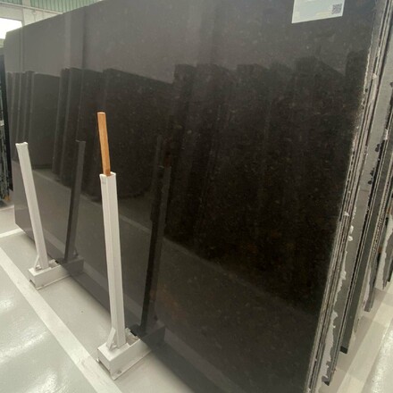 Indická žula COFFEE BROWN, kamenictví TONE OF STONE