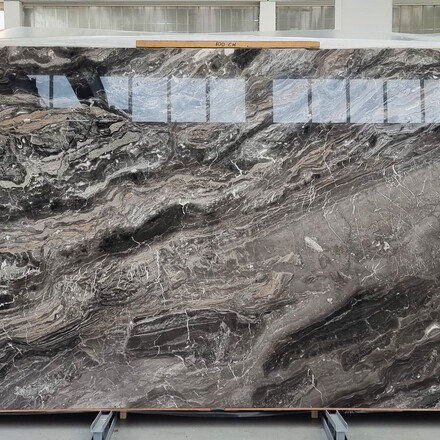 Tmavý mramor Arabescato Grigio