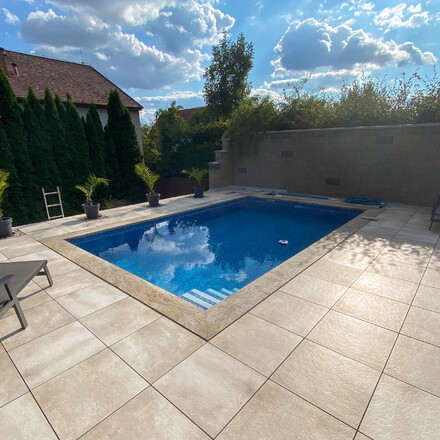 Unik&aacute;tn&iacute; vzory a barvy žuly Shivakashi. Zak&aacute;zkov&aacute; v&yacute;roba TONE OF STONE.