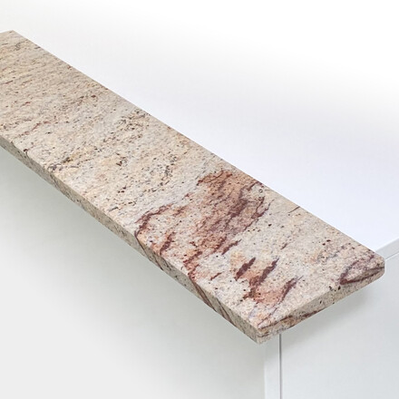 Př&iacute;rodn&iacute; žula Shivakashi: Elegance na m&iacute;ru. Objednejte si parapety z kamene Shivakashi. Zak&aacute;zkov&aacute; v&yacute;roba TONE OF STONE.